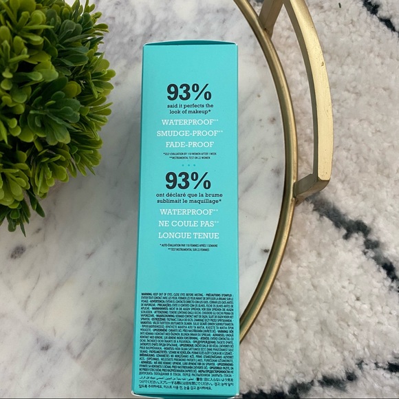 Benefit Pore Setting Spray - Picture 4 of 4